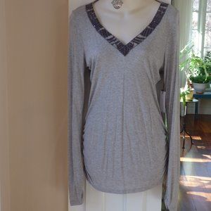 Velvet by Graham and Spencer sequin v-neck top M New